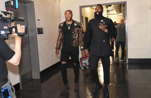 米体：彪马推出意大利超级杯用球，采用前沿科技打造（米体：彪马发布意大利超级杯官方用球，搭载尖端科技）