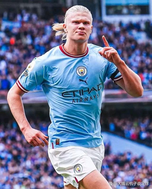 队史独一档！怀特生涯6次单场6三分+3帽，其他人合计3次（队史无人能及！怀特生涯6场轰6记三分+3次封盖，其他球员合计仅3场）