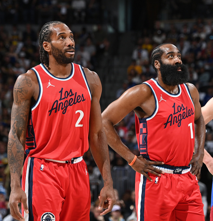 康宁汉姆半场15+7+4，超七成命中率带队领先17分（康宁汉姆半场15分7板4助，超七成命中率助队领先17分）