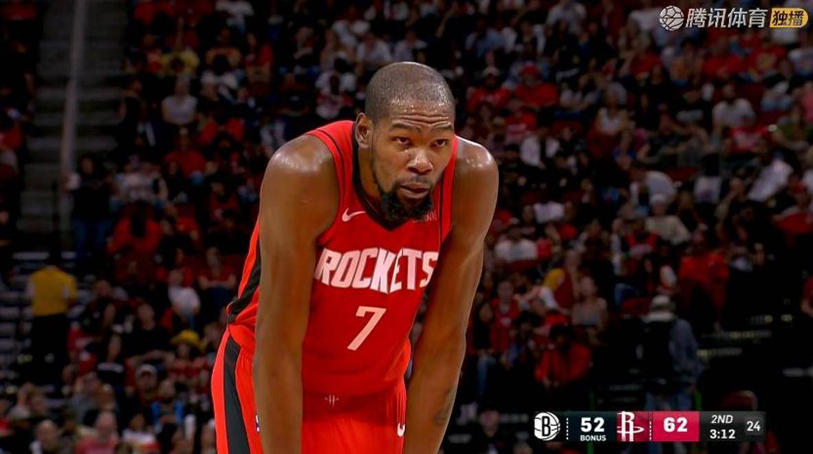 湖人浓眉哥篮下统治力助球队获胜（浓眉禁区称王，助湖人拿下胜利）