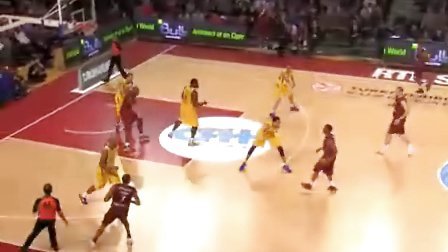 爱国之心！谷爱凌回应夺赛季首冠：中国队包揽前三，很自豪很开心（谷爱凌夺赛季首冠：中国队包揽前三，她称自豪又开心）