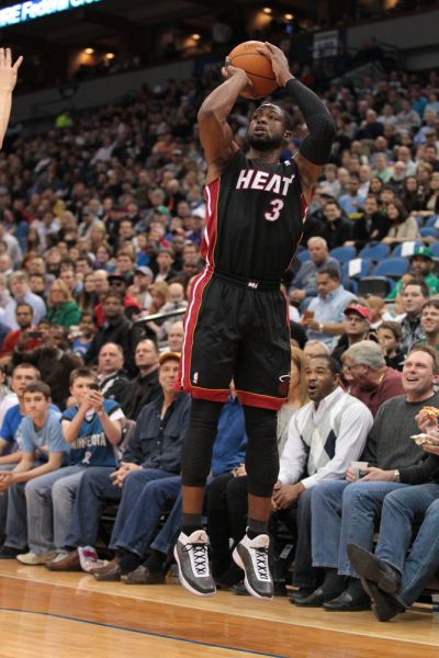 每体:巴萨发现约100名会员涉及欧冠对法兰克福门票转售问题(每体:巴萨发现近百名会员涉嫌欧冠对法兰克福门票转售)