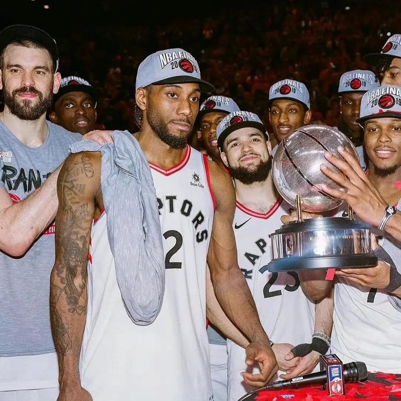 巴西男篮状态回暖（巴西男篮状态回升）