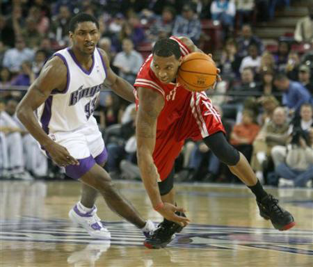 阿斯：米利唐可能伤缺4个月，队内只剩下4名健康的后卫（阿斯：米利唐恐缺阵4个月，球队仅余4名健康后卫）