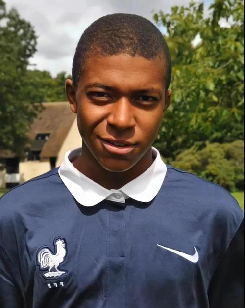 本赛季五大联赛失球榜：法兰克福37球居首，利物浦34球排第3（五大联赛本季失球数排名：法兰克福以37球居榜首，利物浦34球列第3）