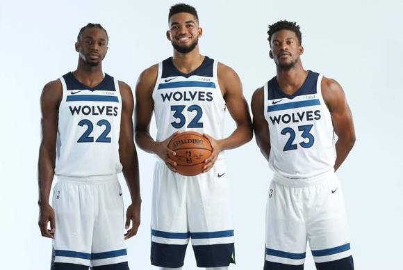 这下真是把足球踢成了艺术（当足球踢成艺术）