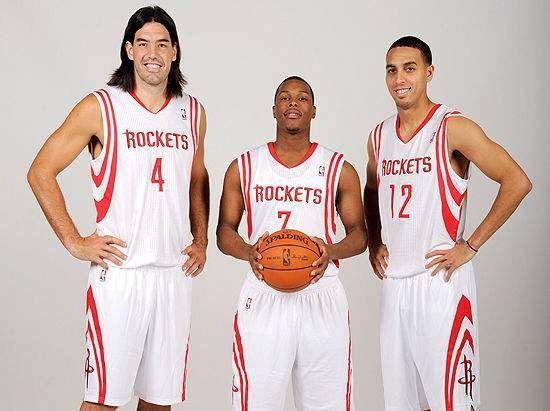 意甲战报：扎尼奥洛破门，2人染红，乌迪内斯2-0帕尔马（意甲速递：扎尼奥洛建功，两人被罚下，乌迪内斯2-0帕尔马）