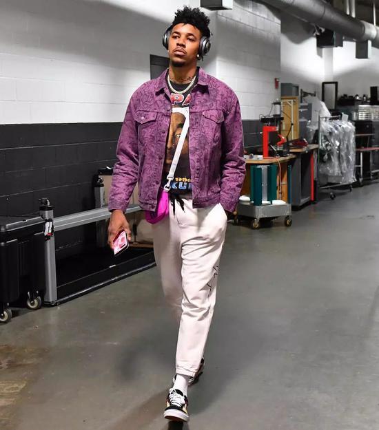 阿隆索：我相信我不是第一个必须经历这些情况的教练（阿隆索：我并非第一个面临这种处境的教练）